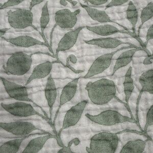 WILLIAM MORRIS & CO Gauze Cotton Shower Curtain Rosehip Green Leaves 72 X 72 NEW